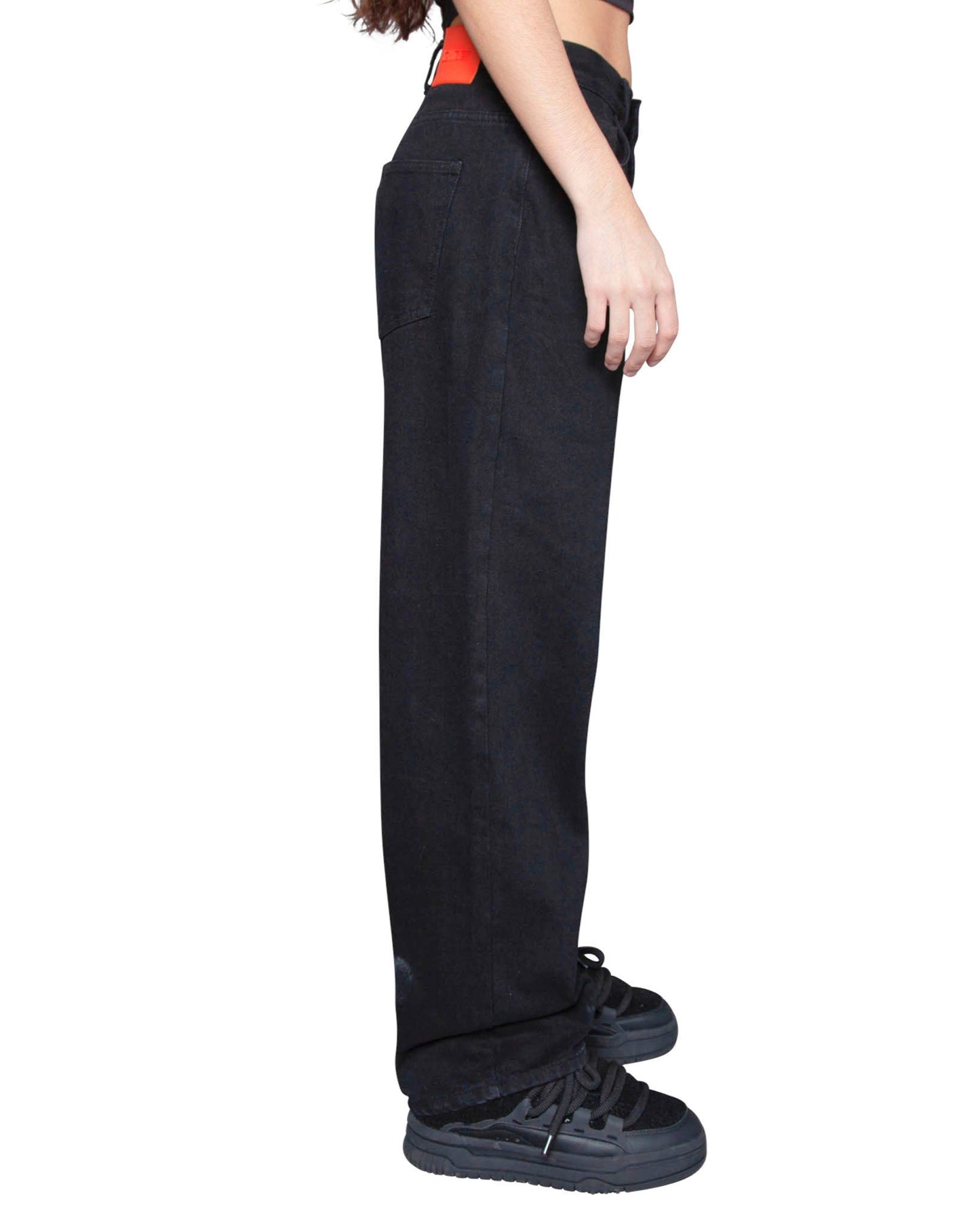 SUPER LOOSE, BLACK/BLACK STITCHING