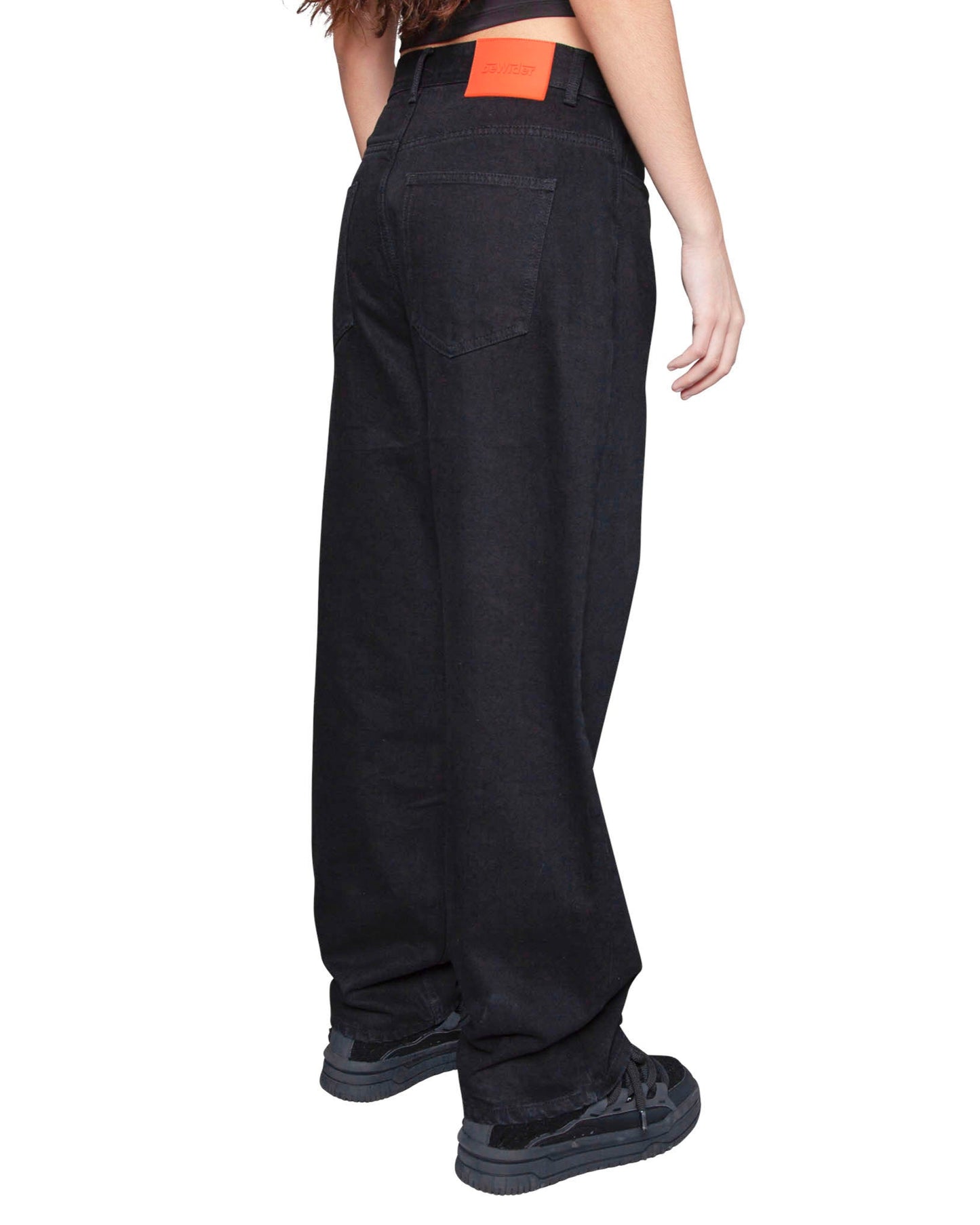SUPER LOOSE, BLACK/BLACK STITCHING