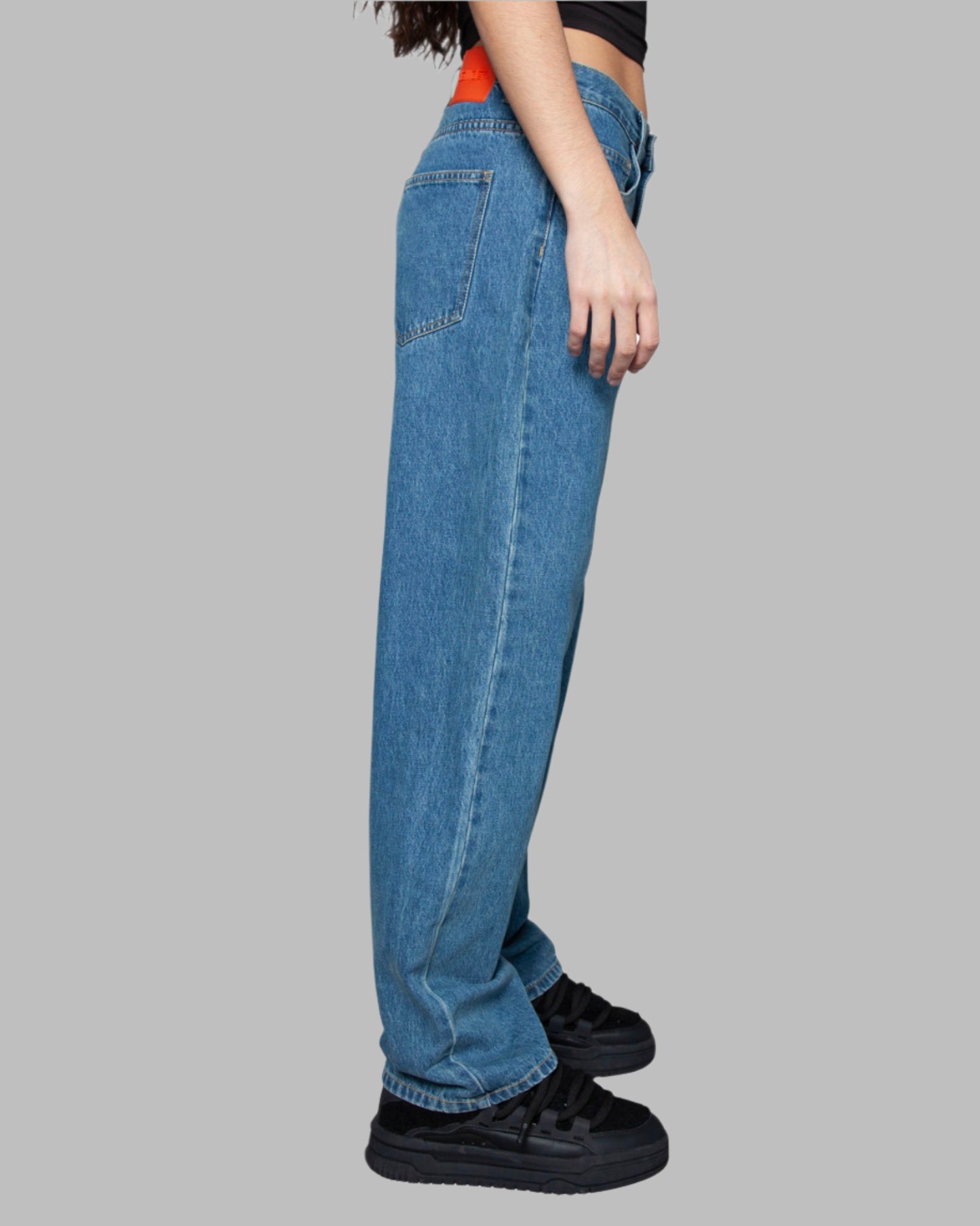 SUPER LOOSE, MEDIUM BLUE DENIM