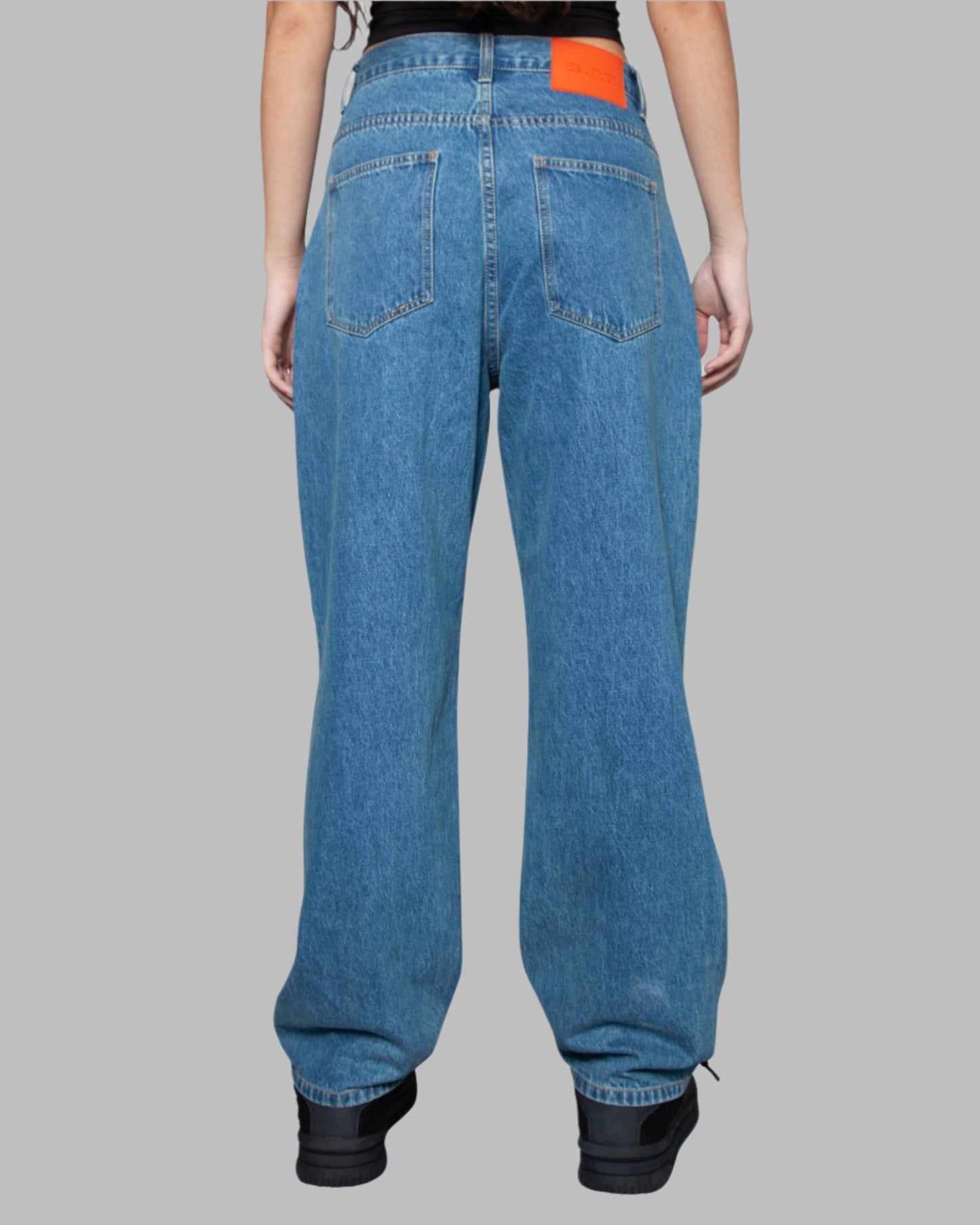 SUPER LOOSE, MEDIUM BLUE DENIM