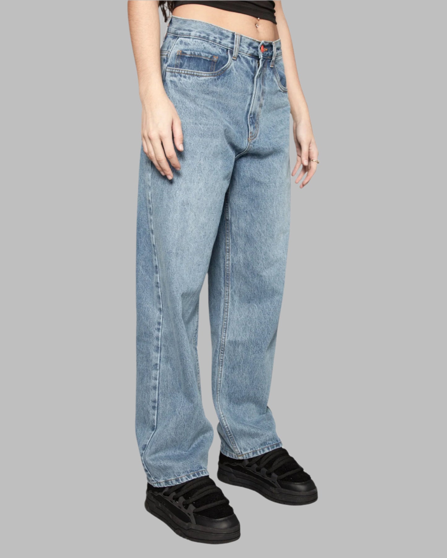 SUPER LOOSE SUNNY JEANS