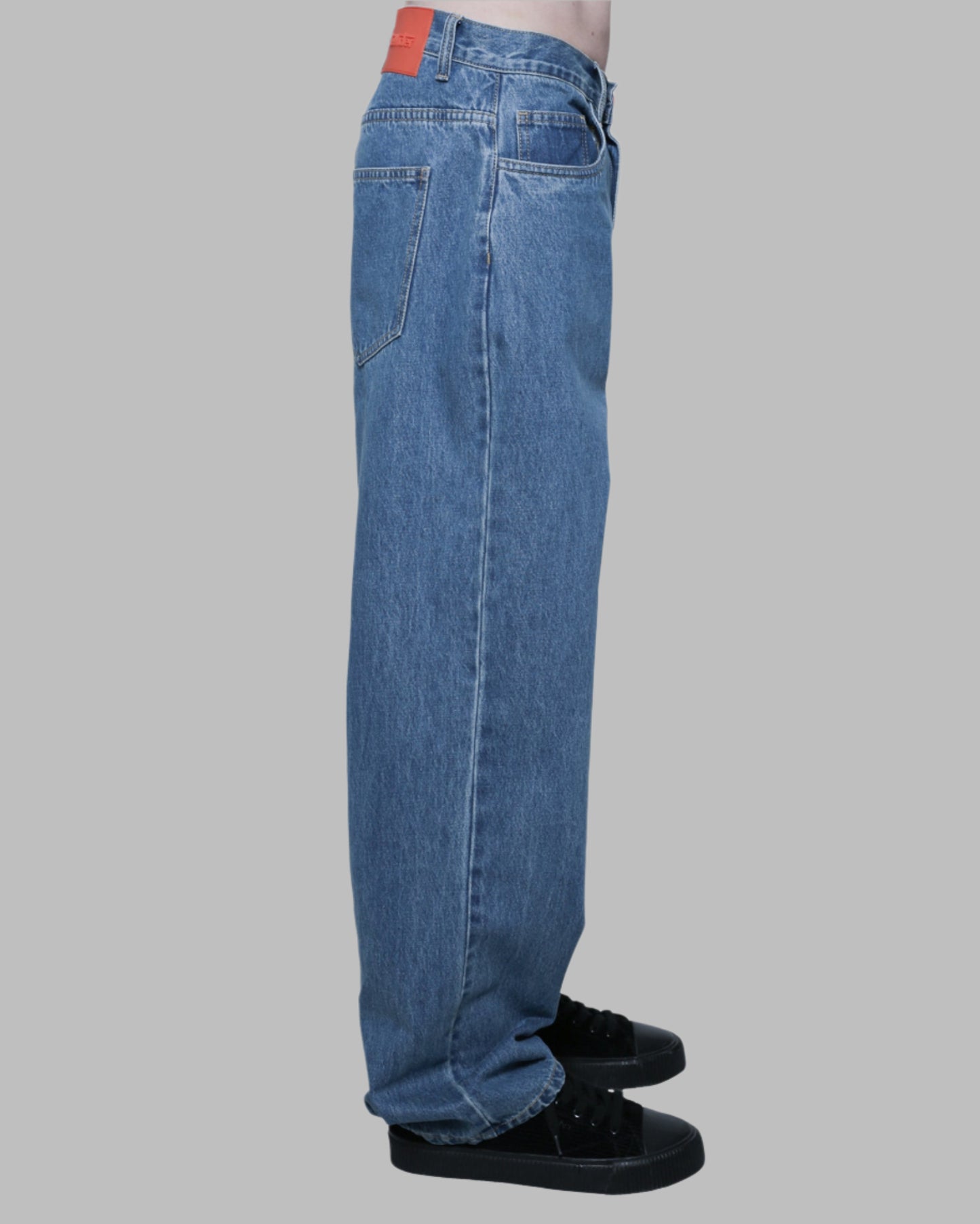 SUPER LOOSE, MEDIUM BLUE DENIM