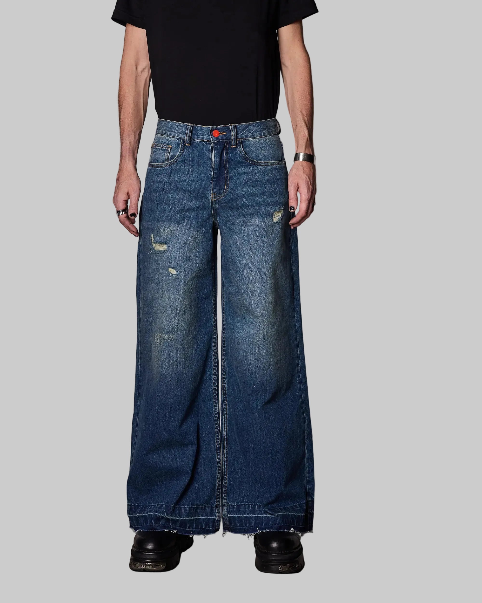 GIANT -  DARK BLUE  WITH HOLES