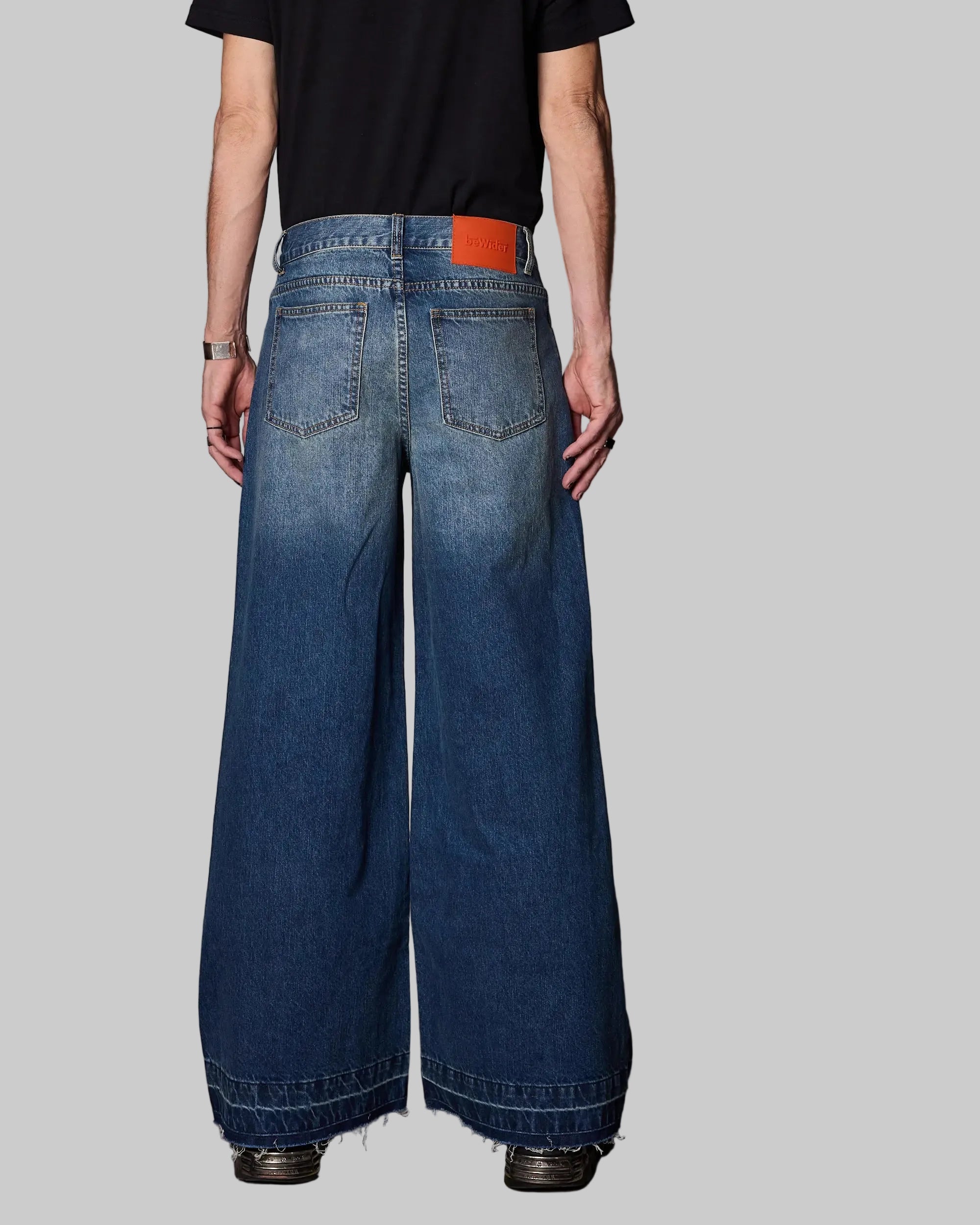 GIANT -  DARK BLUE  WITH HOLES