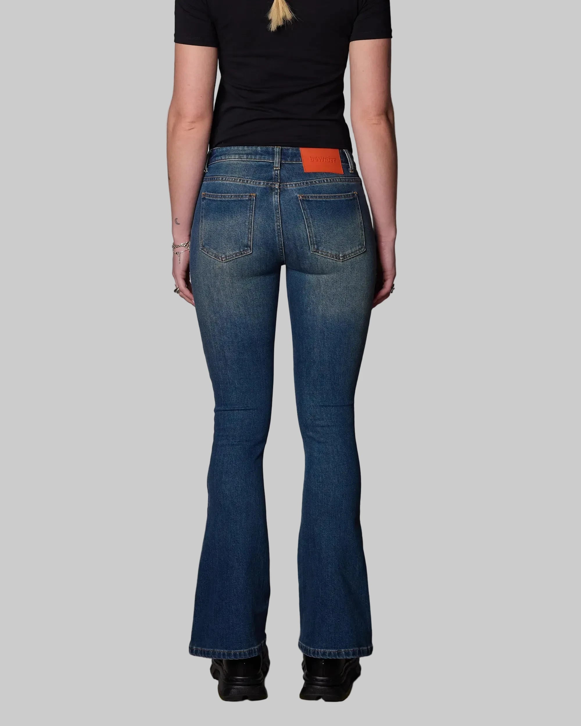 BOOTCUT - BLUE HEAVEN