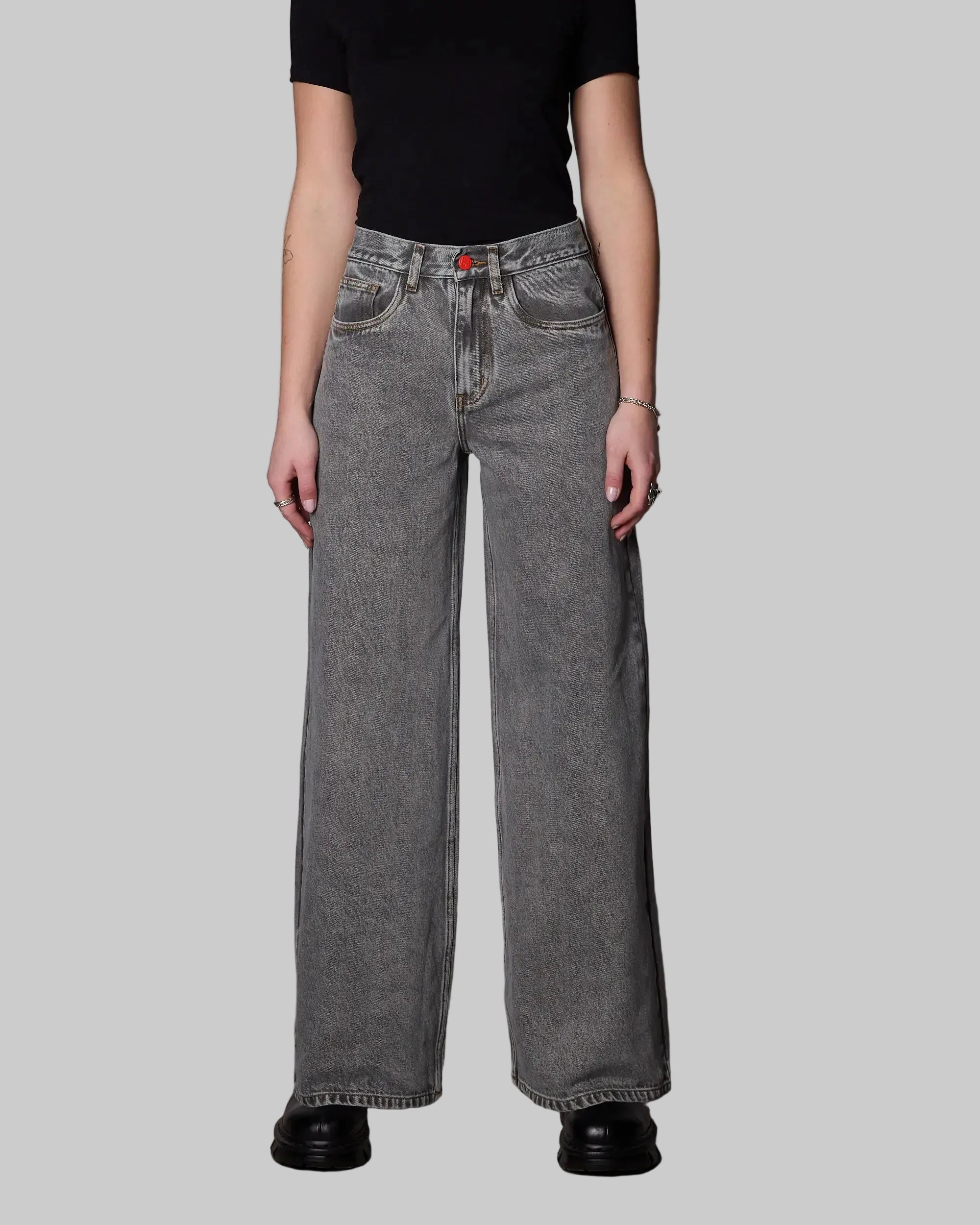 GIANT -  GREY STONEWASHED