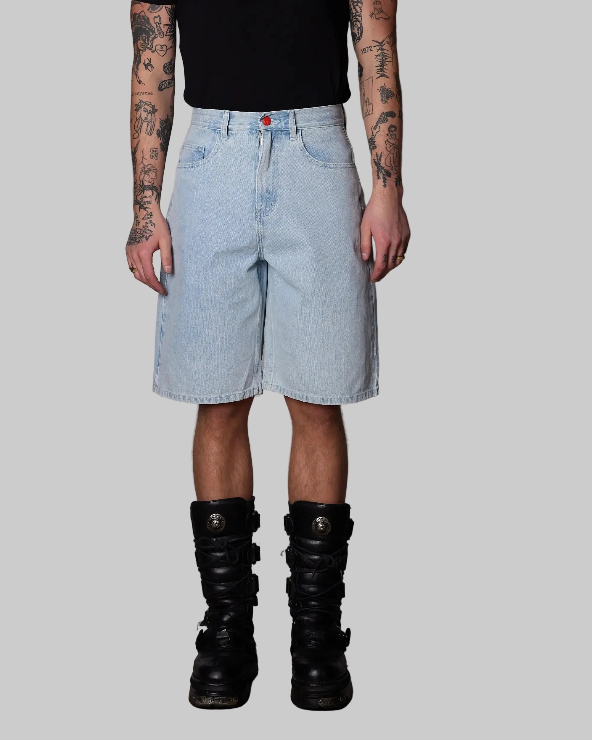 SUPER LOOSE SHORTS - LIGHT BLUE