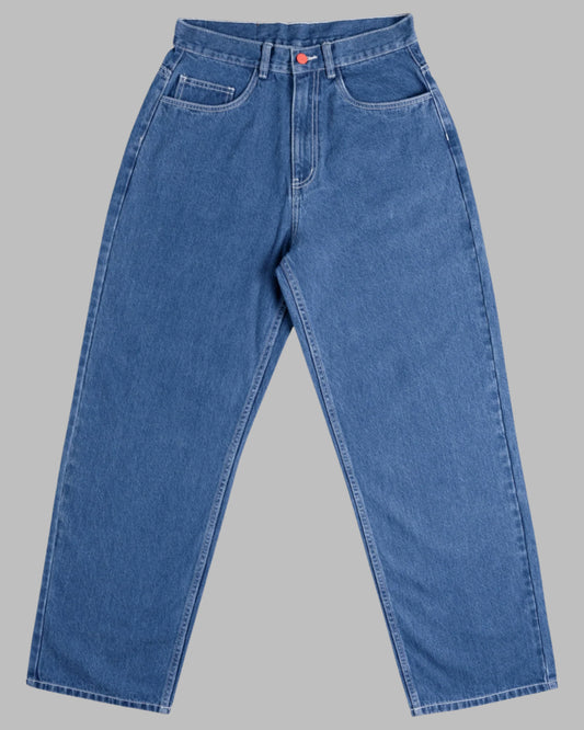SUPER LOOSE BLUE DENIM WITH WHITE STICHING